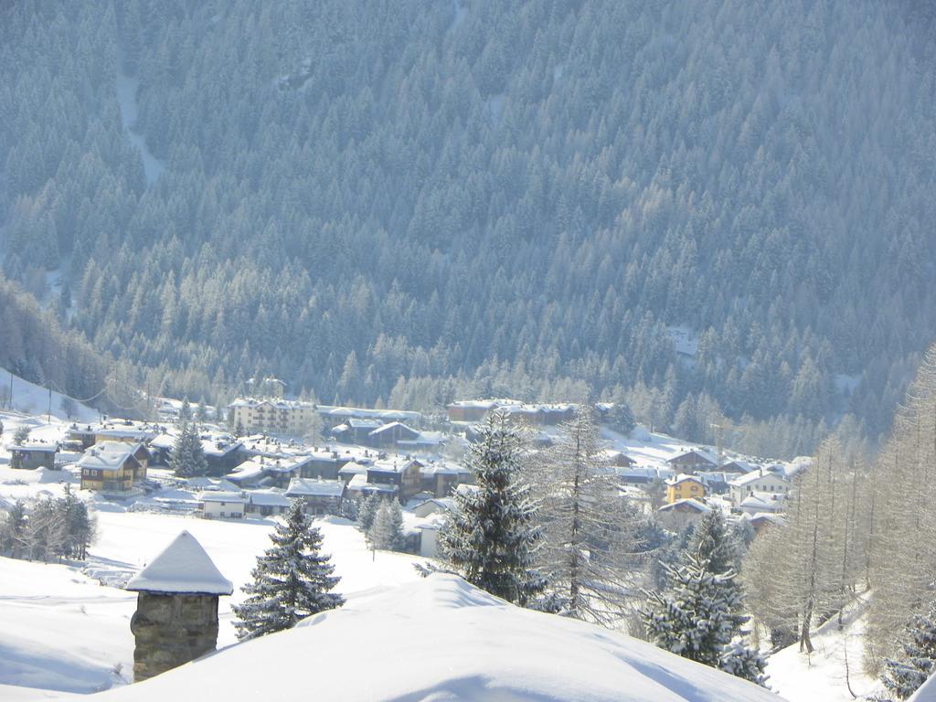 Hotel Les Granges La Thuile Exterior photo