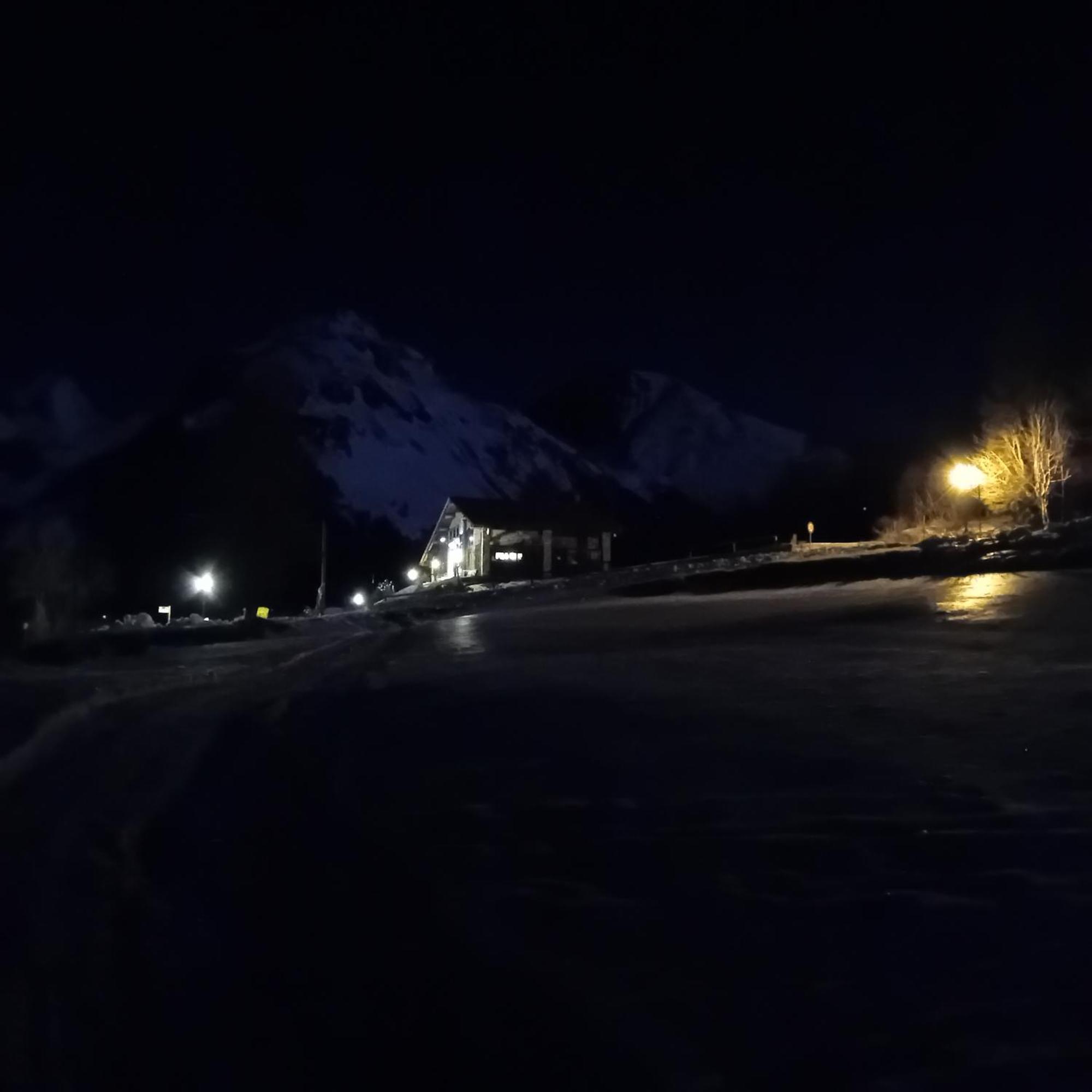 Hotel Les Granges La Thuile Exterior photo